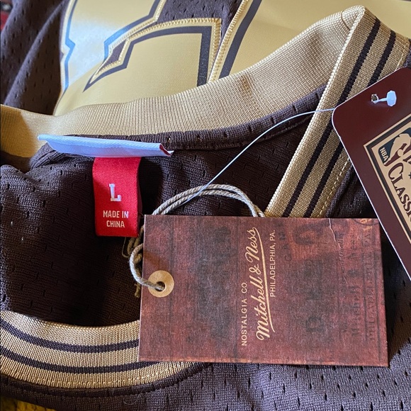 🆕 Mitchell & Ness NWT Chicago Bulls Scottie Pippen NBA Collectible Jersey - Picture 7 of 12